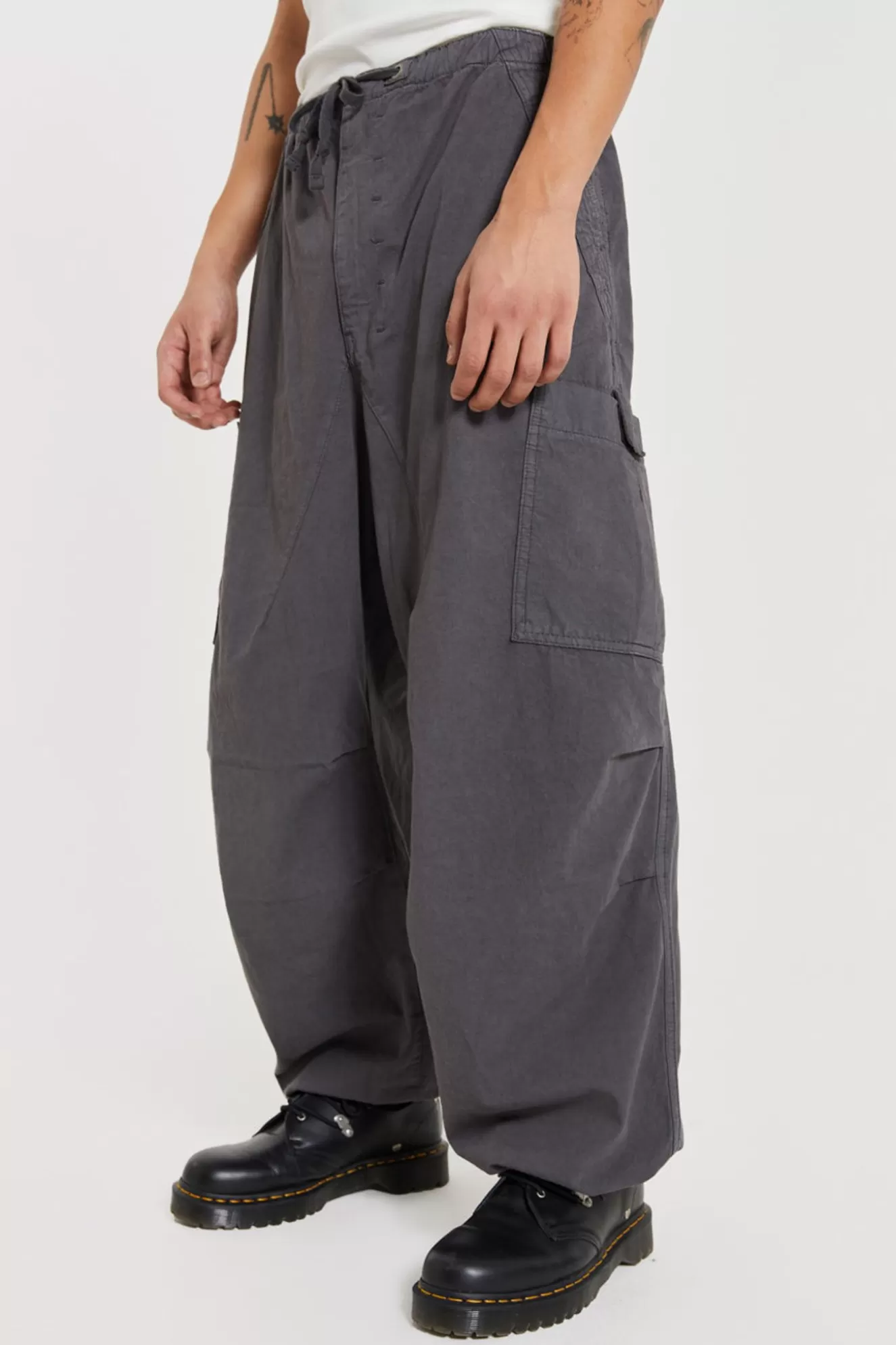 Online Vintage Grey Parachute Cargo Pants Men Parachute Pants